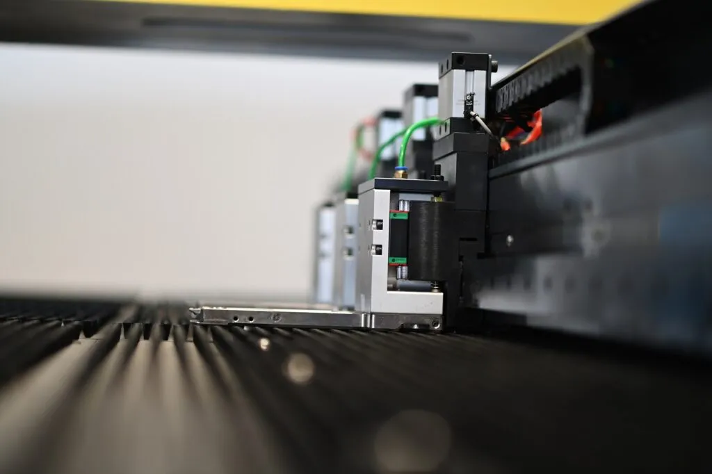 Deratech Dinamica DAS3-1250